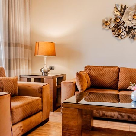 Britannia Suites Beirute Exterior foto
