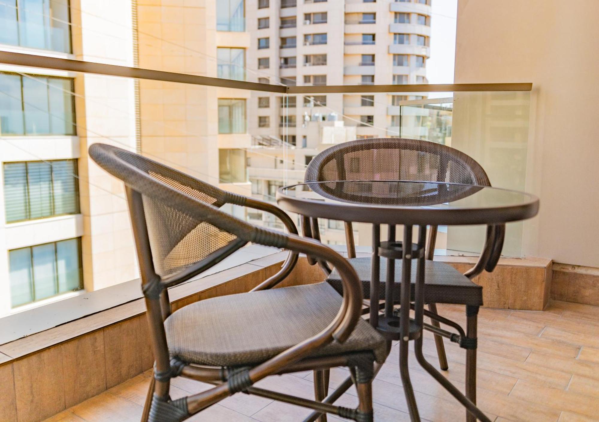 Britannia Suites Beirute Exterior foto